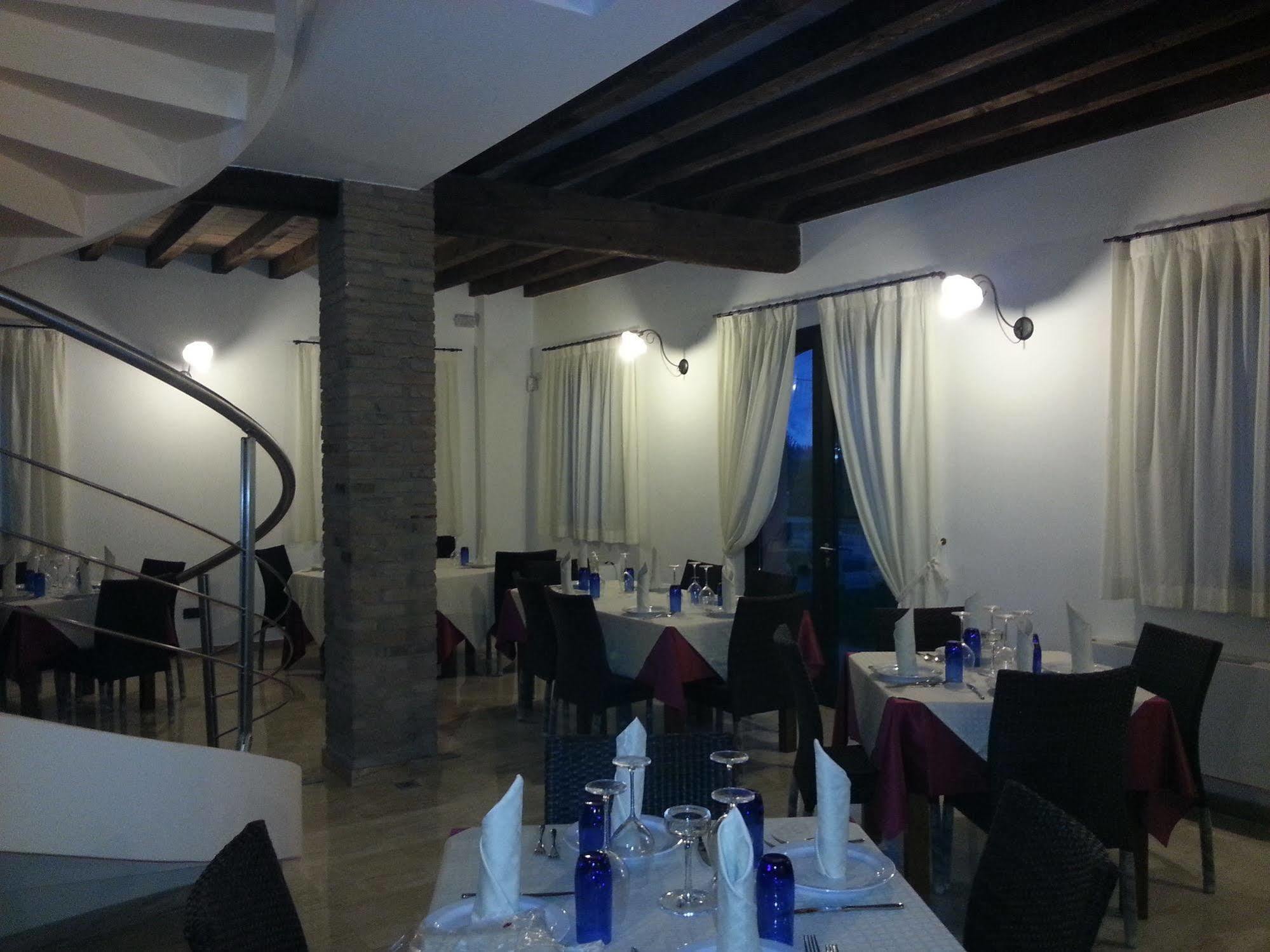 Hotel Hyknusa Reggio Emilia Exterior foto